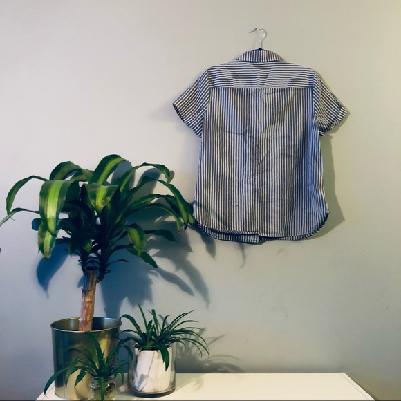 Tommy Hilfiger Button Down Shirt - Picture 2 of 4